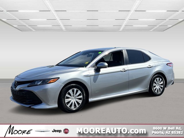 2019 Toyota Camry Hybrid XLE