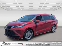 2021 Toyota Sienna LE