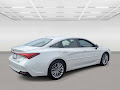 2019 Toyota Avalon Hybrid Limited