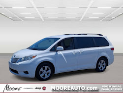 2017 Toyota Sienna LE