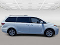2017 Toyota Sienna LE