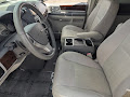 2009 Chrysler Town & Country Touring