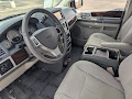 2009 Chrysler Town & Country Touring