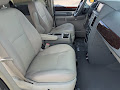 2009 Chrysler Town & Country Touring